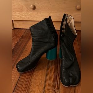 Maison Margiela black leather Tabi Boots with green heel